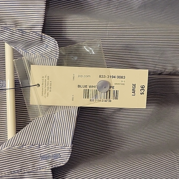 Worthington Blouse - Picture 2 of 4